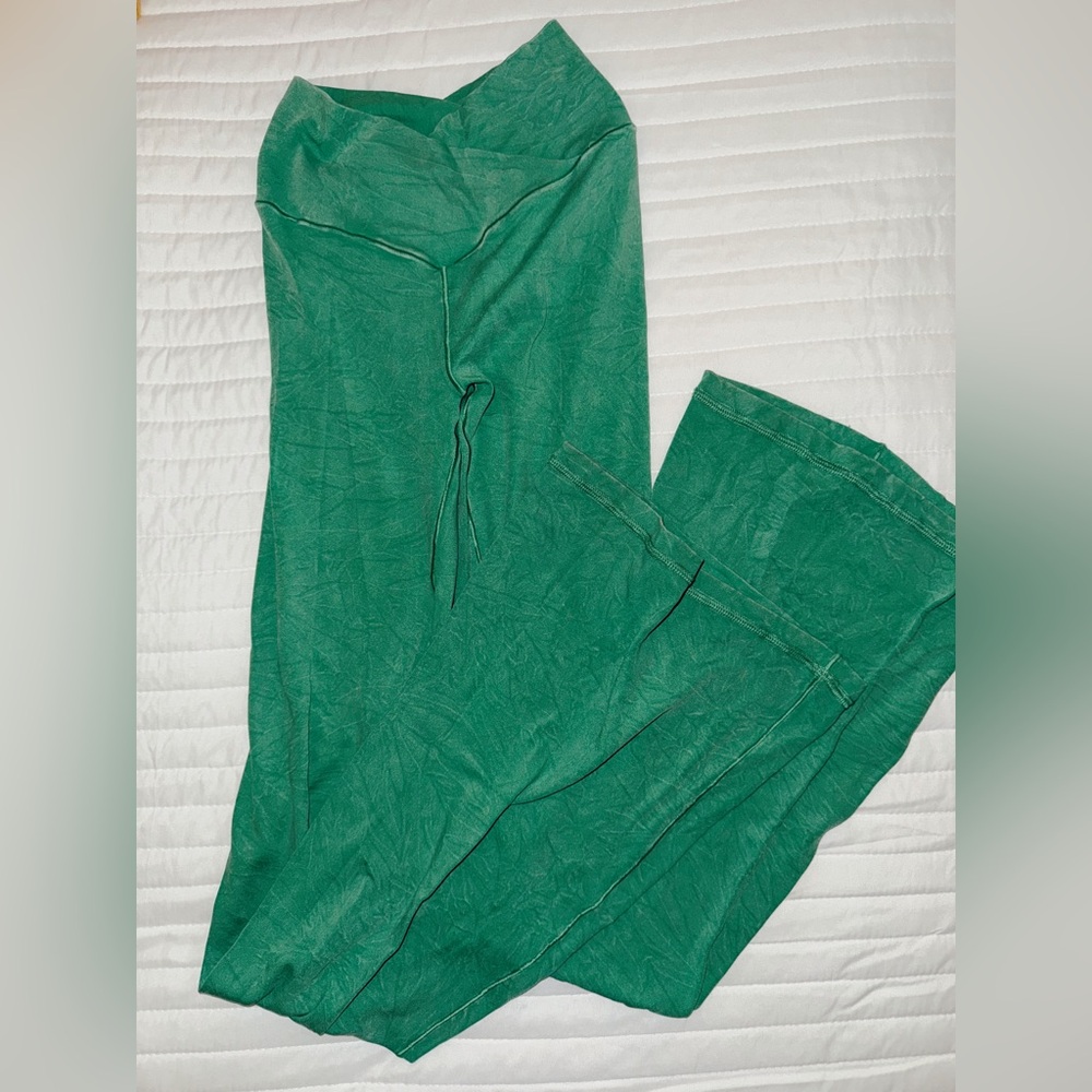 Green Aerie Flare Leggings